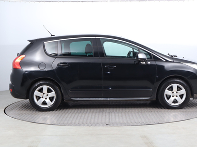 Peugeot 3008 2013 Hybrid4 269989km Samochody Rodzinne