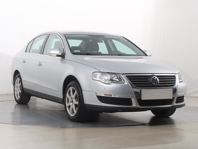 Volkswagen Passat B6 , Tempomat, Parktronic,ALU