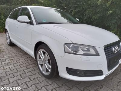 Audi A3 1.6 Sportback Attraction