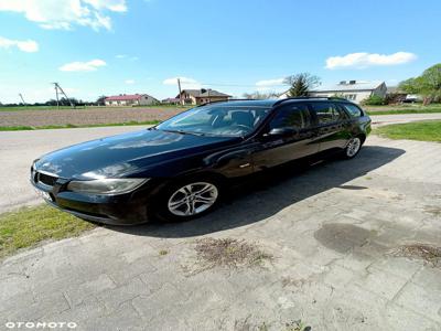 BMW Seria 3 318d