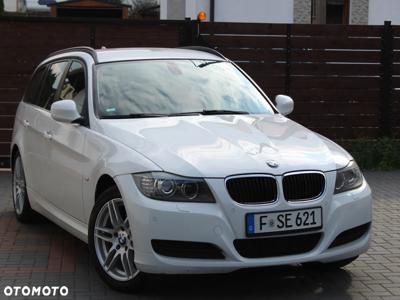 BMW Seria 3 318d DPF Touring Edition Exclusive