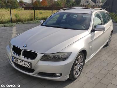 BMW Seria 3 318d DPF Touring Edition Exclusive