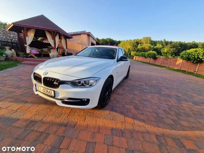 BMW Seria 3 318d DPF Touring Edition Sport