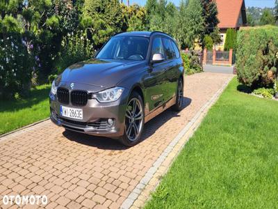 BMW Seria 3 318d