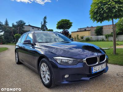 BMW Seria 3 318d