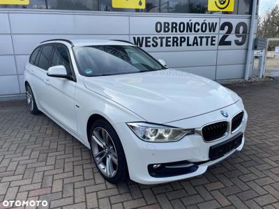 BMW Seria 3 318d Sport Line