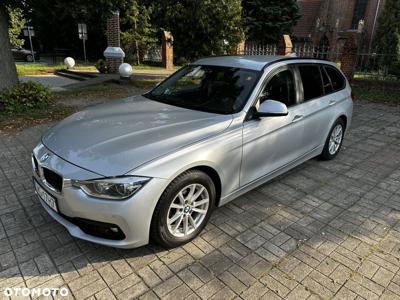 BMW Seria 3 318d Sport Line