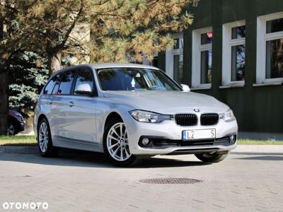 BMW Seria 3 318d Touring