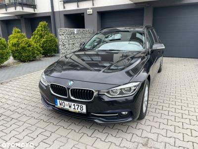 BMW Seria 3 318d Touring Sport Line