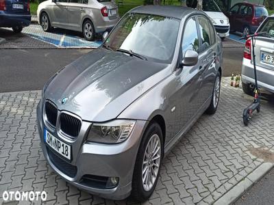 BMW Seria 3 318i