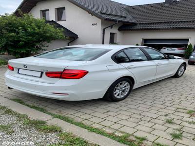 BMW Seria 3 318i