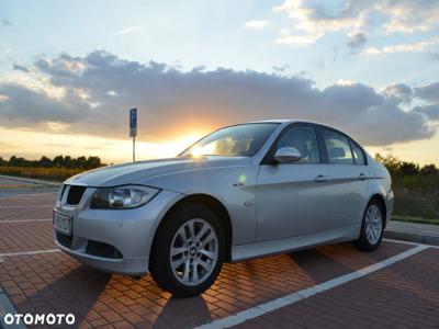 BMW Seria 3 318i