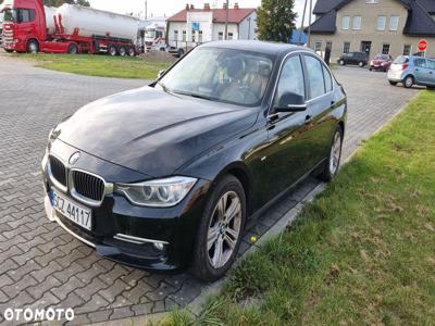 BMW Seria 3 320d Efficient Dynamics Luxury Line