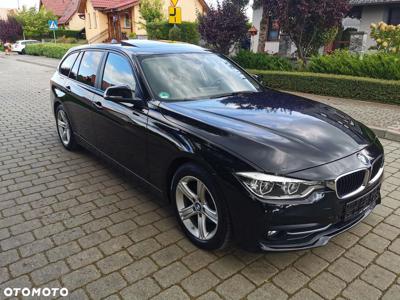 BMW Seria 3 320d Efficient Dynamics Sport Line