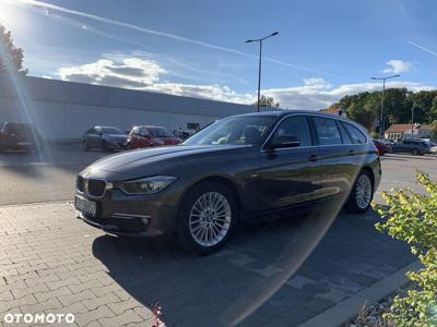 BMW Seria 3 320d Touring Luxury Line