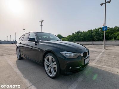 BMW Seria 3 320d Touring Sport Line