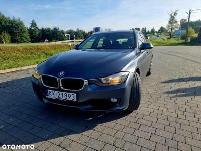 BMW Seria 3 320d Touring xDrive