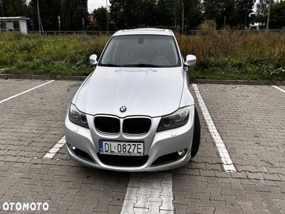 BMW Seria 3 320i