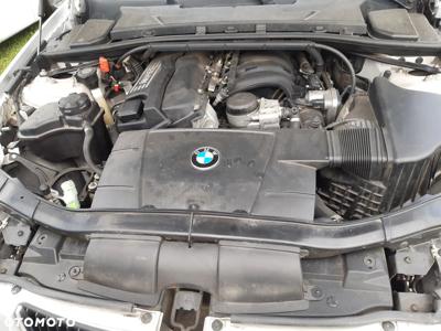 BMW Seria 3 320i