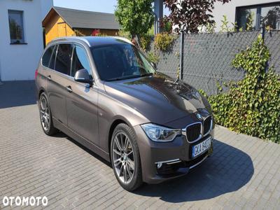 BMW Seria 3 320i Touring Luxury Line