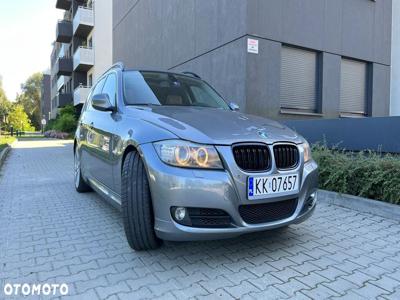 BMW Seria 3 325i