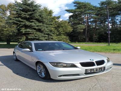 BMW Seria 3 325i