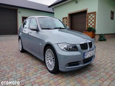 BMW Seria 3 325i