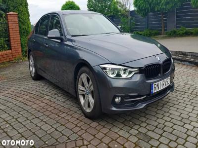 BMW Seria 3 328i Sport Line