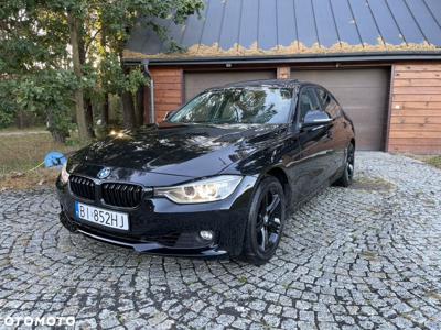 BMW Seria 3 328i xDrive