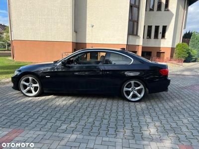 BMW Seria 3 330d Coupe