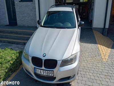 BMW Seria 3 318d DPF Touring Edition Exclusive