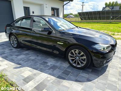 BMW Seria 5 520d Luxury Line