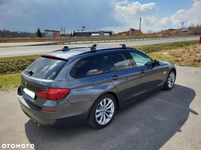 BMW Seria 5 520d Luxury Line