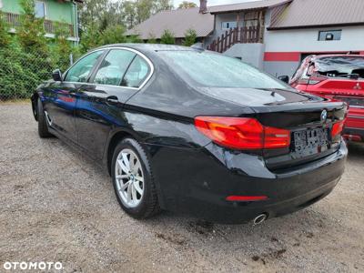 BMW Seria 5 520d Luxury Line