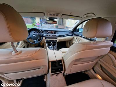 BMW Seria 5 520d Luxury Line