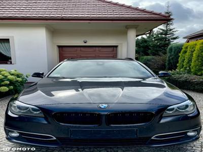 BMW Seria 5 520d xDrive Luxury Line