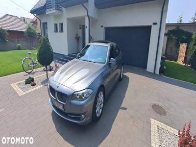 BMW Seria 5 520i Luxury Line