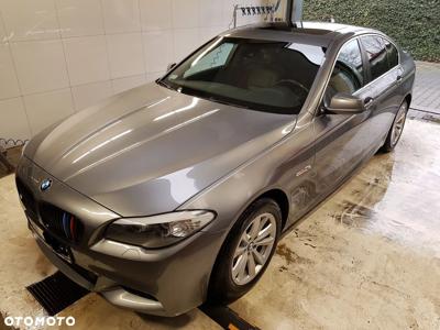 BMW Seria 5 525d Sport-Aut