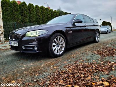 BMW Seria 5 525d xDrive Luxury Line