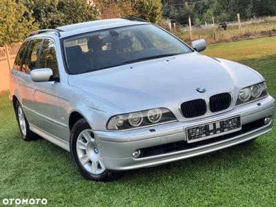 BMW Seria 5 525i