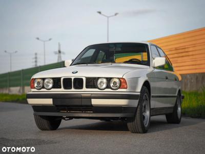 BMW Seria 5 525i