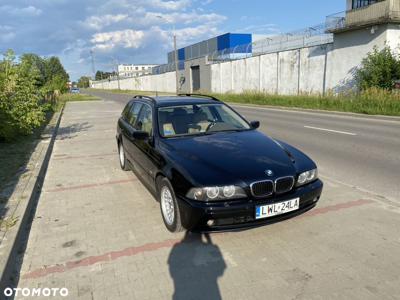 BMW Seria 5 525i