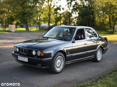 BMW Seria 5 525i