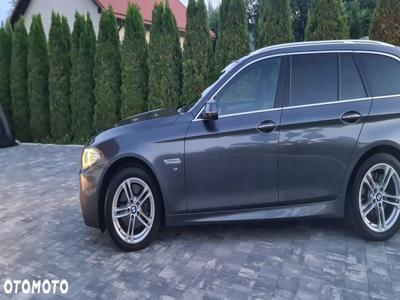 BMW Seria 5 528i Touring Sport-Aut