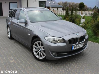 BMW Seria 5 530d xDrive Touring Modern Line