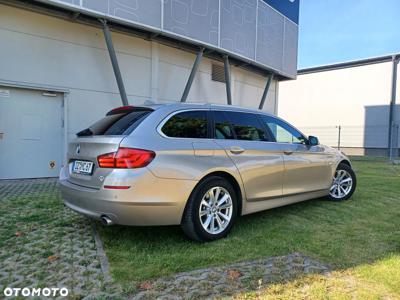 BMW Seria 5 535d xDrive Touring Sport-Aut