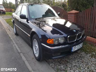 BMW Seria 7 728i L