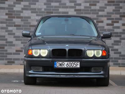 BMW Seria 7 740i