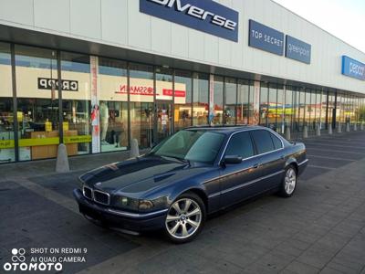 BMW Seria 7 740i