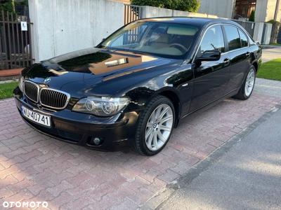 BMW Seria 7 745i